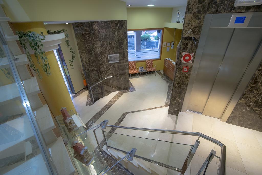 Aparthotel Arenteiro Карбаллино Экстерьер фото